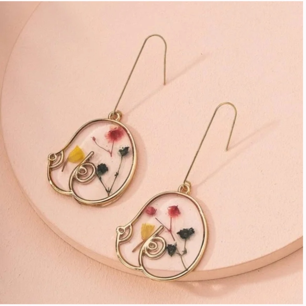 ✨✨ FREE Flower Pressed Body Peasant Hipster Hippie Art Boob Geo Drop Earrings